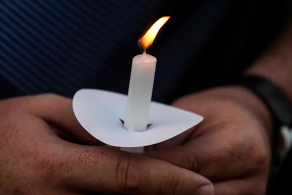 In Loving Memory of Mae Vang